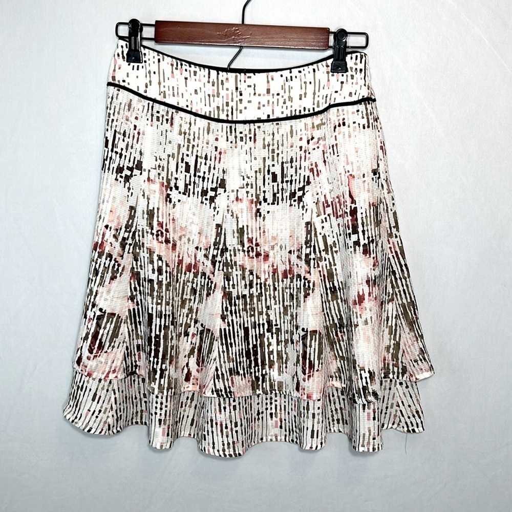 White House Black Market swing skirt size 0